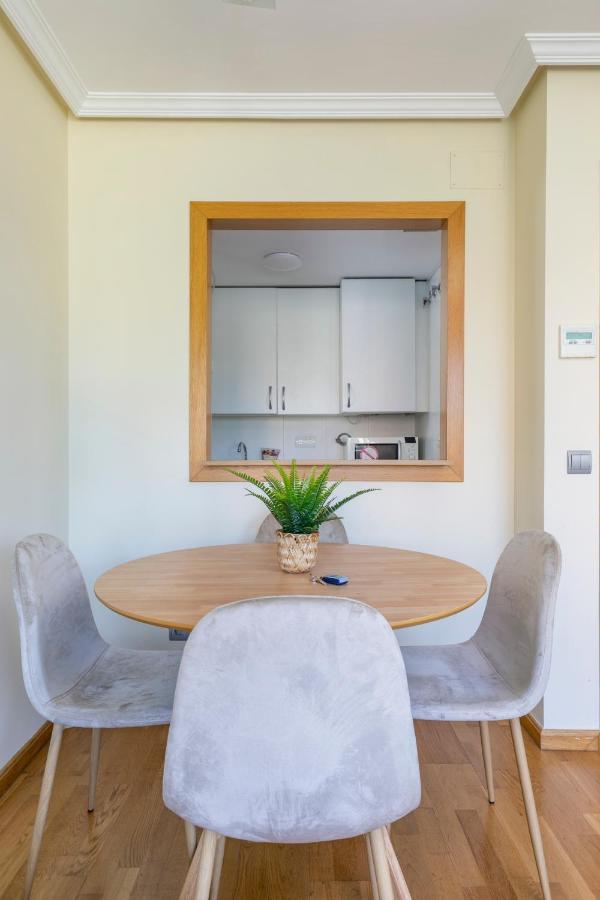 Charming Nuevo Madrid Apartment ภายนอก รูปภาพ